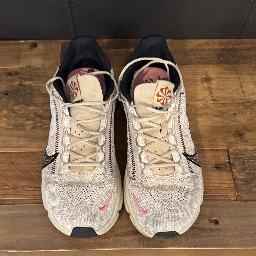 Nike Women's Athletic Shoes in Beige and Black